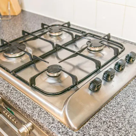 Appartement Pass The Keys Cozy With Private Balcony In Whitechapel *