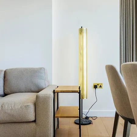 Luxurious Apartments In London, Sk Apartment *