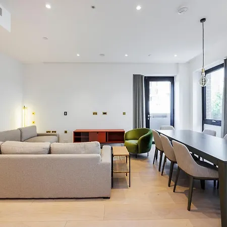 Luxurious Apartments In London, Sk Apartment *