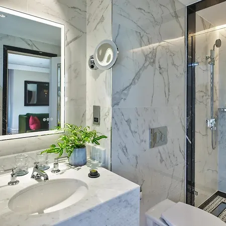 Otel The Mayfair Townhouse - An Iconic Luxury