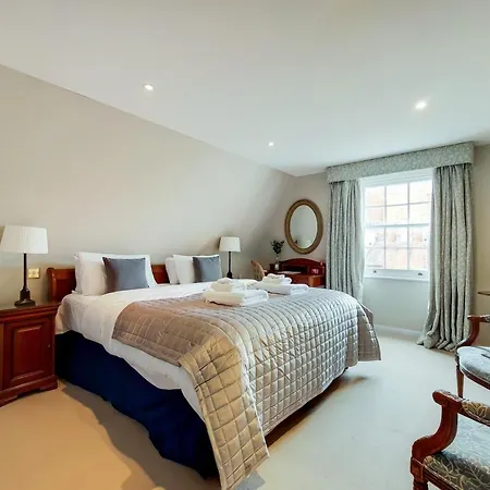 Knightsbridge Roof Garden 3*