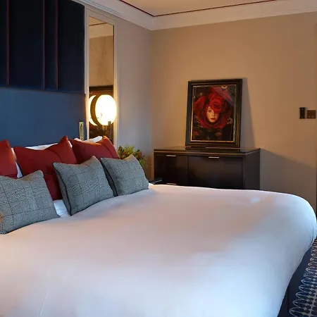 The Mayfair Townhouse - An Iconic Luxury Otel 5*