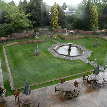 Warren House Hotel 4*