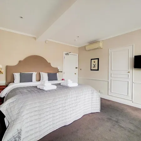 Knightsbridge Roof Garden 3*