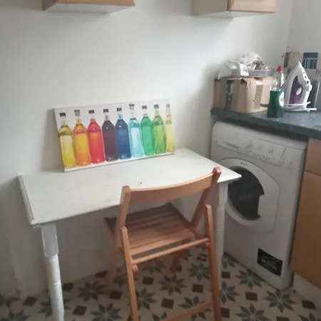 Budget Shared Bathroom Londra
