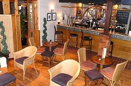 The Manor Hotel Hillingdon