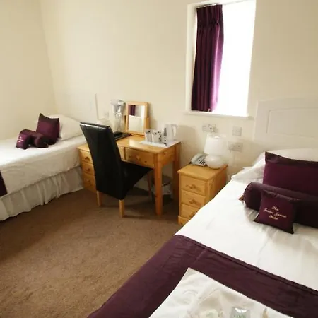 Otel The Justin 4*