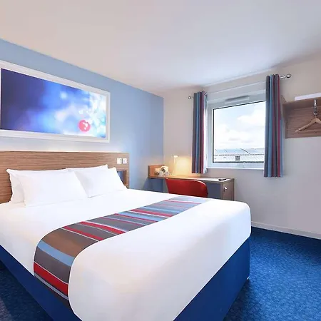 Hotel Travelodge Acton