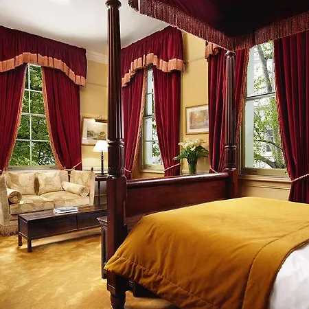 The Gore - Starhotels Collezione Hotel 4*