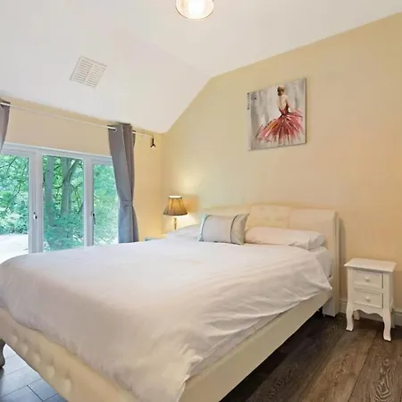 Morden Chic House Near Abbey Wood -elizabeth Line