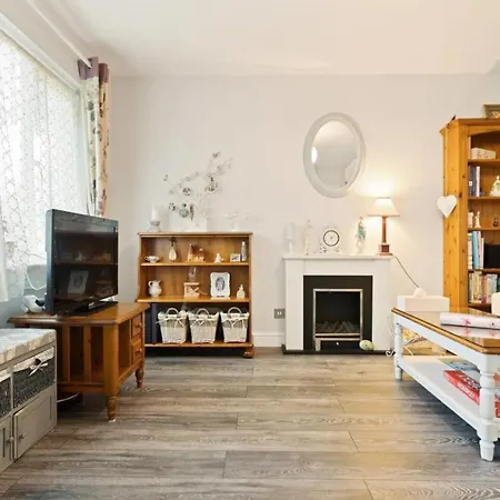 Casa vacanze Morden Chic House Near Abbey Wood -elizabeth Line