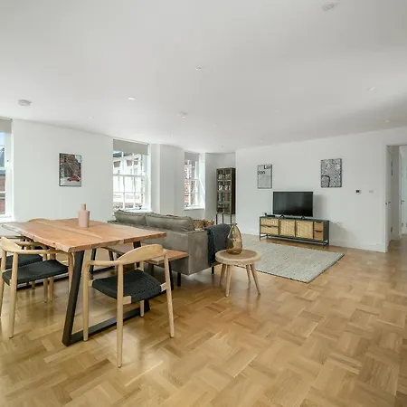 Stunning Flat Near Holland Park *
