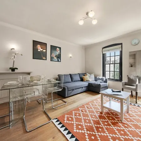 Apartment 1 Bed Executive Near Liverpool Street Station Free Wifi By Aparts London