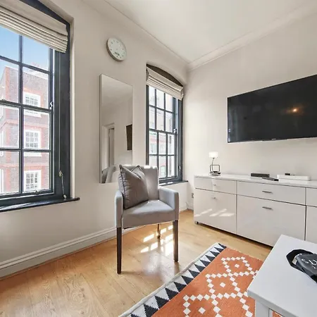 1 Bed Executive Near Liverpool Street Station Free Wifi By Aparts *