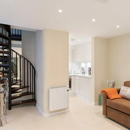 Bright 1 Bedroom Near Edgware Road Apartment *