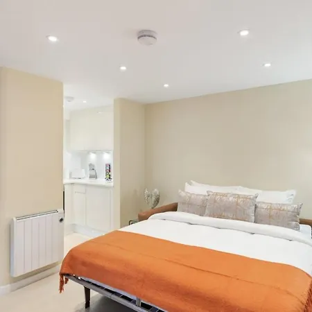 Apartment Bright 1 Bedroom Near Edgware Road London