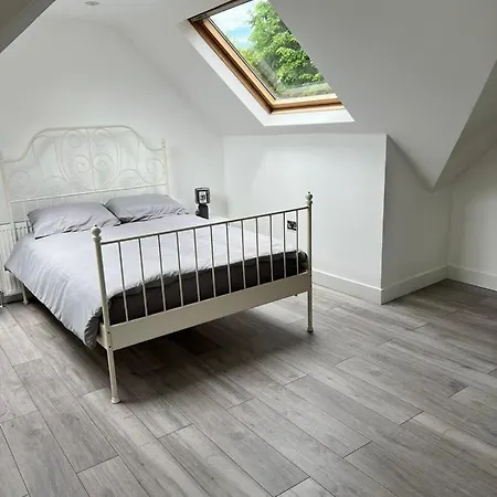 Lovely 2 Bedroom Flat With Roof Terrace In Nw6 * London