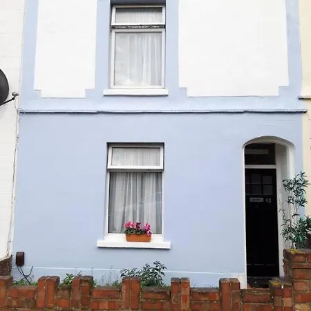 Holiday home Authentic London - Four Bedroom Victorian House *