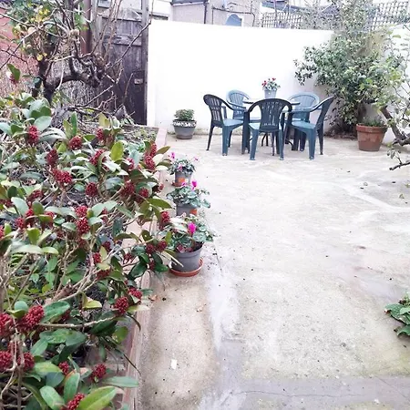 Authentic London - Four Bedroom Victorian House Plumstead (Greater London)