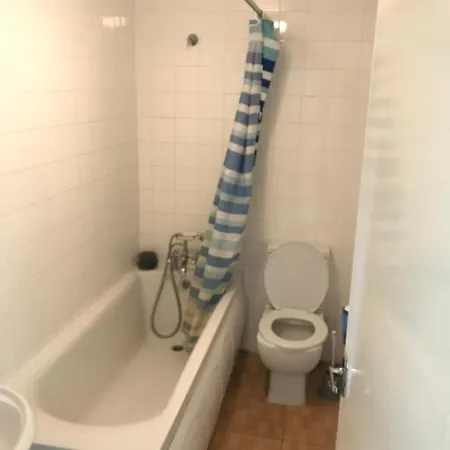 Guest house Golders