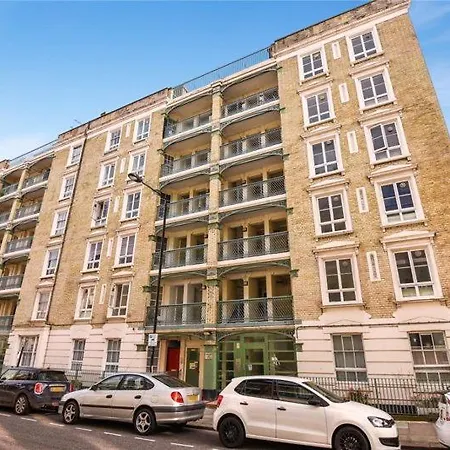 Well Located 2 Bedroom In Kings Cross *