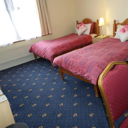 Guest house Atini 3*