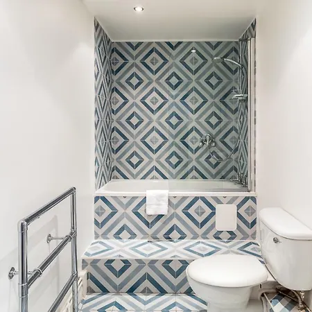 Two Bed Notting Hill Gem London