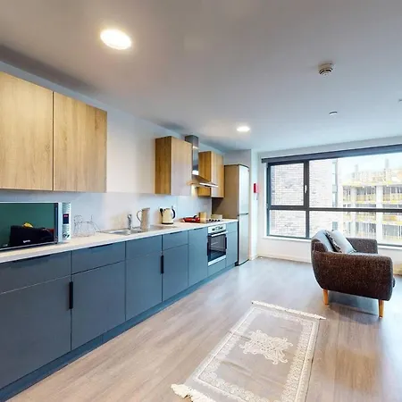 For Students Only Private Bedrooms With Shared Kitchen, And At Canvas Walthamstow In *