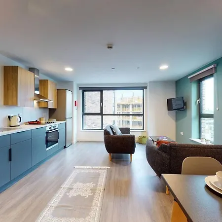 For Students Only Private Bedrooms With Shared Kitchen, And At Canvas Walthamstow In Apartamento