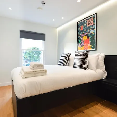 Earls Court East Serviced By Stayprime 3*