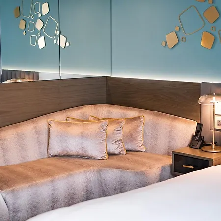 Middle Eight - Covent Garden - Preferred And Otel Londra