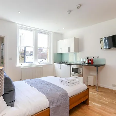 Russell Square Serviced By Concept *