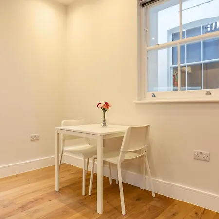 Apartamento Queensborough Terrace Serviced By Concept Londres