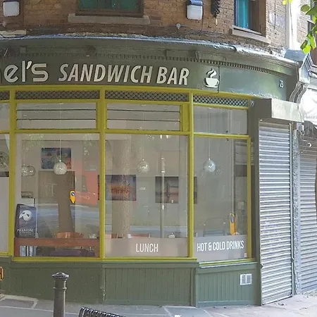 Portered Flat Shad Thames 런던