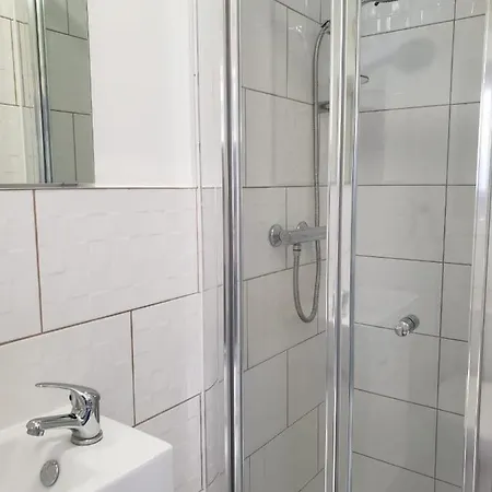 Guest house Vibrant Single Only For One Adult 3*
