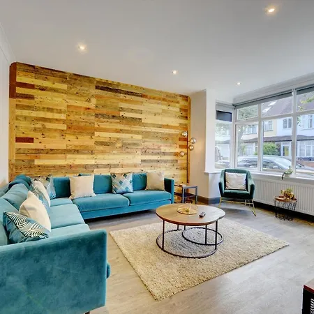The Cedars Luxury Fantastic Location 15 Minutes From Gatwick 13 Minutes To London Bridge Lejlighed *