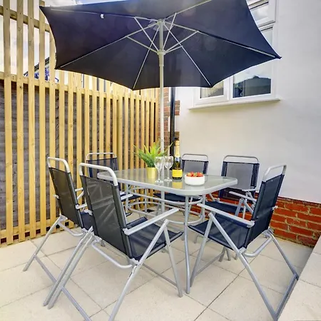 Lejlighed The Cedars Luxury Fantastic Location 15 Minutes From Gatwick 13 Minutes To London Bridge South Norwood