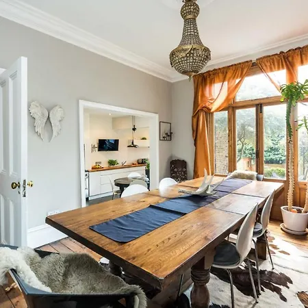 Beautiful 3bd Forest Hill South Vakantiehuis Londen