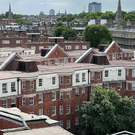 Super Located In South Ken At Chelsea Cloister London