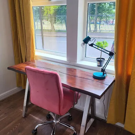 Garland Grangewood Central House, Apartment