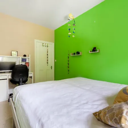 Gorgeous 4 Bdr House With Garden, Crystal Palace *