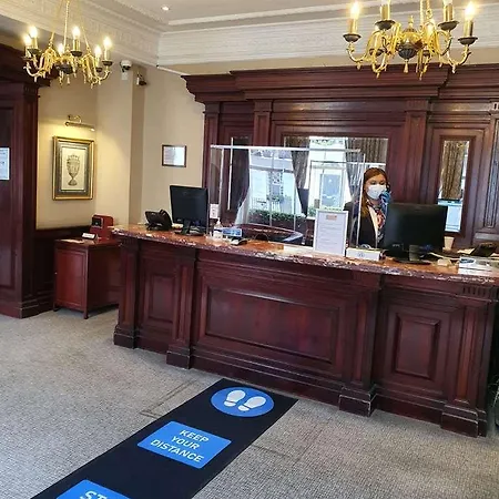 Grange Buckingham Hotel 4*
