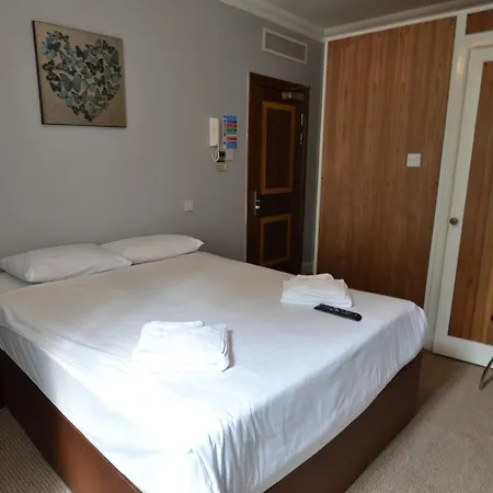 Hyde Park Apartment