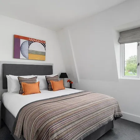 Templeton Place By Supercity Aparthotel