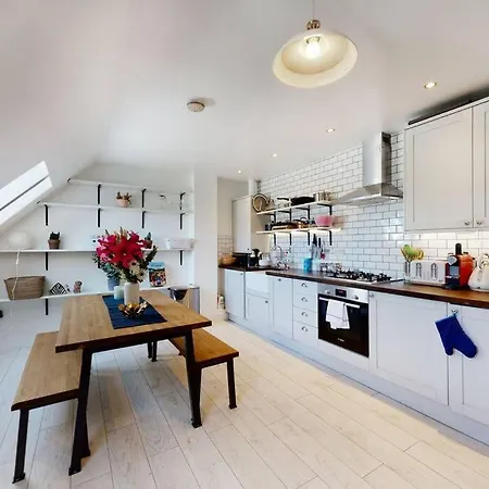 Stunning 1 Bedroom Flat In Peckham