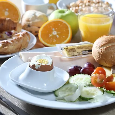 Western Northfields Ealing Hotel London