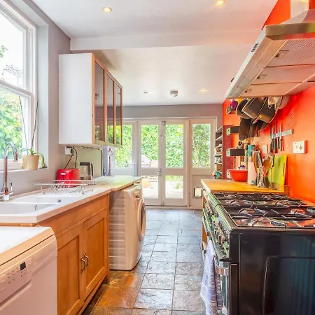 Holiday home Pass The Keys Trendy Hackney House *