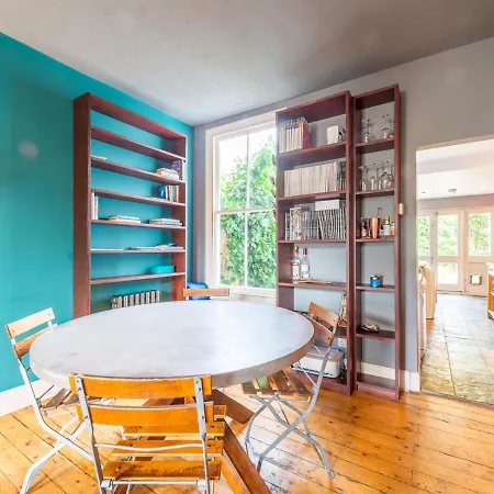 Casa vacanze Pass The Keys Trendy Hackney House