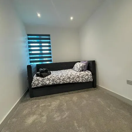 Apartment Star Finchley Road 3-bed Retreat London