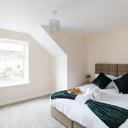 Homely - North London Wembley Apartment Harrow on the Hill